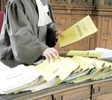 Noi cereri de transfer la instanţele constănţene